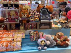 -名创优品(北京新中关购物中心地铁层店)