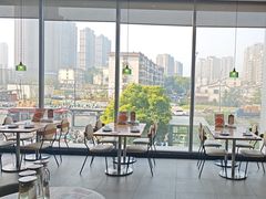 -必胜客(港汇店)