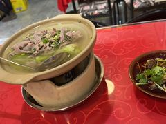 -冯烫烫跷脚牛肉·川菜小馆(武胜西街店)