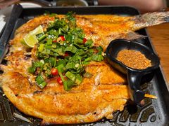 傣味香茅草烤罗非鱼-云海肴·汽锅鸡·云南代表菜(美罗城店)