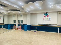 -艺彩童馨舞蹈培训学校(西湖道校区)
