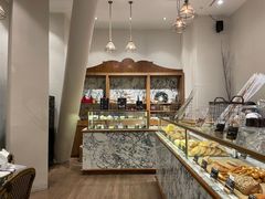 面包甜点陈列柜-WHEAT&BAKER-麥(凯德来福士店)