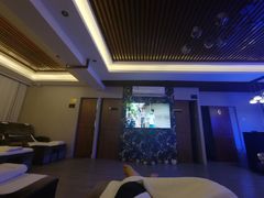 -鸿鹄足浴店(东门店)