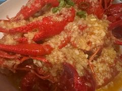 金牌蒜香小龙虾-小田油焖小龙虾(双井店)