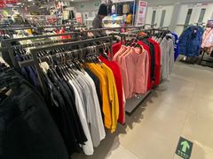 -唯品会(北京国瑞城店)