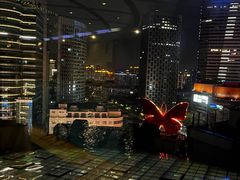 -上海龙之梦万丽酒店