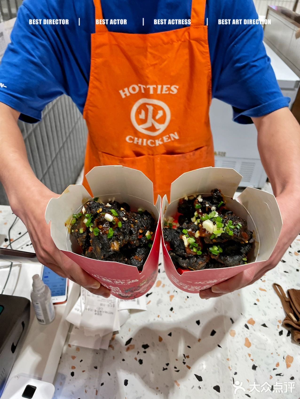 火辣炸鸡也太会了！臭豆腐炸鸡，点单！