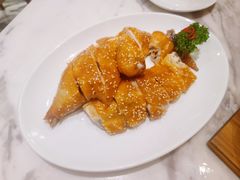 -香港百合居(LCM置汇旭辉广场店)