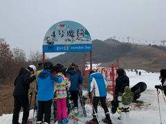 -北京莲花山滑雪场