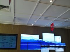 -柏乐口腔医院·舒适化无痛种植牙中心(东盟商务区院)