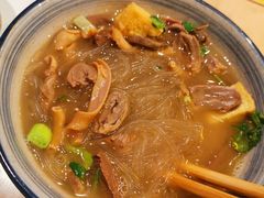 金陵鸭血粉丝汤-弄堂小笼包(西青中北永旺购物中心店)