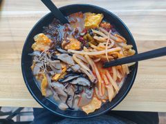 -小蛮妞家螺蛳粉(凯旋路店)