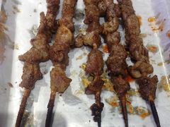 -马路牙子地桌烤肉(工体店)