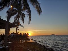 -Sunset Bar(丹绒亚路香格里拉店)