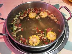 四季养生锅底-南城十里潮汕鲜牛火锅·鲜虾生滚粥(融汇老商埠店)