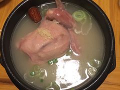 -长寿参鸡汤(朝韩风情街店)
