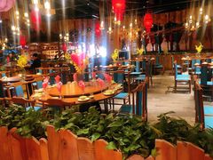 大堂-老滇山寨•云南特色菜•地方菜•民族风情歌舞表演(金碧店)