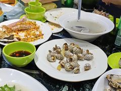 -小海豚•老字号海鲜餐厅(天涯店)