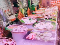 -领鲜活海鲜榴莲自助火锅(东门店)