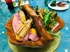 -山明水秀大饭店