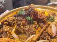 -沙胆彪炭炉牛杂煲(上海日月光广场店)