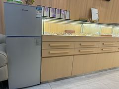 -视野联行眼镜·蔡司·尼康·授权优选门店(青浦宝龙店)