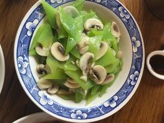 莴笋蘑菇-大队长大灶鹅