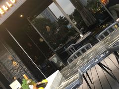 -STARRY CAFE & LOUNGE BAR(高新店)