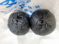 黑猪肉黑金包-李与白包子铺(桐梓林店)