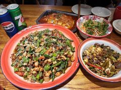 -兔槽江湖菜·重庆璧山兔(水围店)