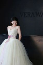 -Vera Wang婚纱礼服旗舰店