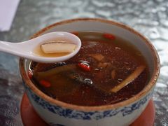 椰子炖乌鸡-小粤楼·怀旧粤菜(万辉国际广场店)
