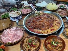 -老街·稳拈老火锅(海椒市店)