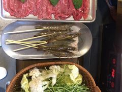 -由衷贵州酸汤牛肉火锅(新桥店)