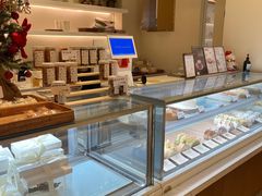 面包甜点陈列柜-奈诺甜品·生日蛋糕·下午茶(古城店)