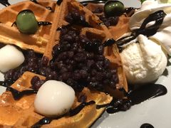 绿茶窝夫-Lia Cafe Bar Restaurant松山咖啡屋