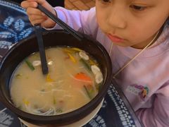 -桥香园过桥米线(国贸店)