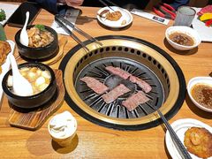 -炼火烤肉店