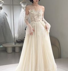 -PAI婚纱礼服设计馆【大牌租赁/高级定制】