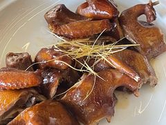 红烧乳鸽-润泽园椰子鸡(汇一城店)