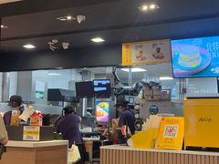 -麦当劳(上海虹桥站30B检票口楼上)