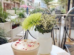 玫瑰拿铁-PAUL LAFAYET 法式甜品(港汇广场店)