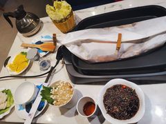 -鱼颜诱纸纸上烤鱼·蛙(龙湖天街店)