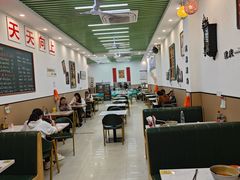 -汤小云火锅米线(钻汇广场店)