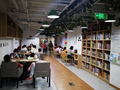 -小院儿童绘馆(富国里店)