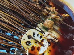 -拈签一笑黄牛肉辣卤串串