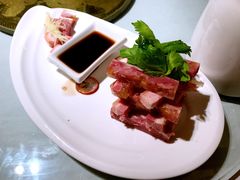 镇江肴肉-八分饱·西津会(西津渡店)