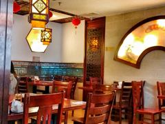大堂-佬钱湾仔(衣裳街店)
