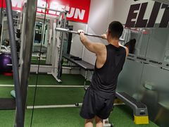 -汗水空间私教健身连锁(SM广场店)
