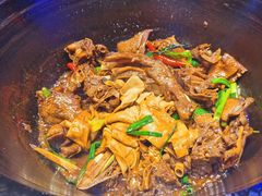 -营信刘罗锅铁锅炖(建华店)